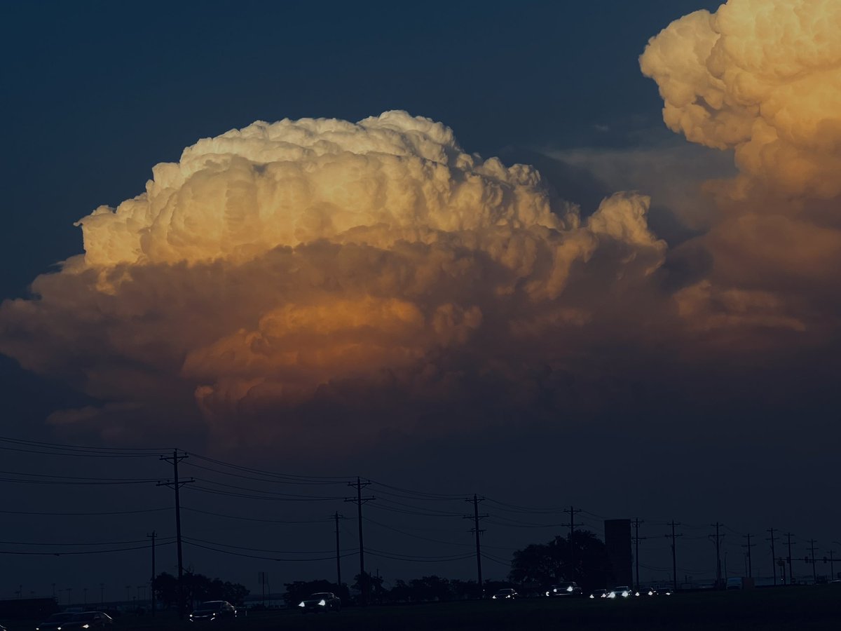 Falcon Storm Chasing tweet media
