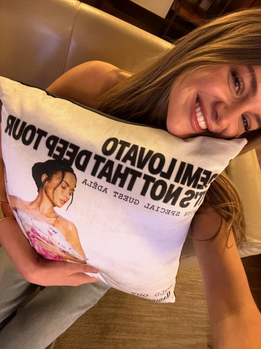 Kelsea Ballerini tweet media