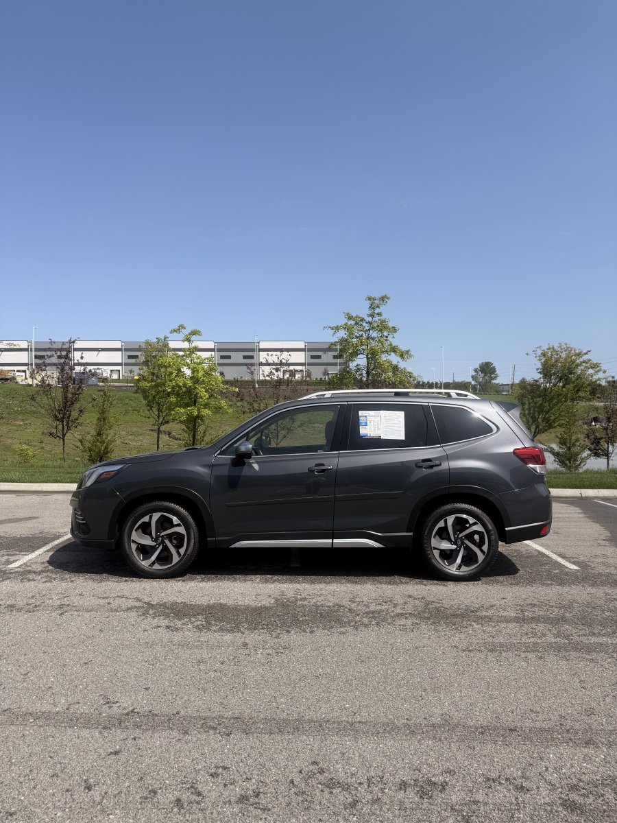 LSSubaru's tweet photo. 🚗 Pre-Owned Spotlight: 2024 Subaru Forester Touring 🚗

CARFAX 1-Owner | Gray Metallic | Saddle Brown | AWD | 89,455 mi

Includes: 6 month/6,000 mile powertrain warranty, full tank, 1st service + 3 yrs maintenance

🔗 https://t.co/59tCpHUmYo

#BalderstonAutoGroup #LSSubaru https://t.co/qvoe18nbmz
