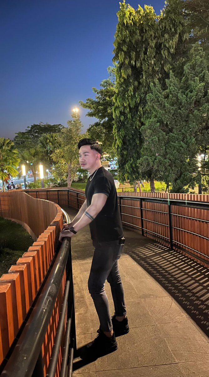 Dery Massage tweet media