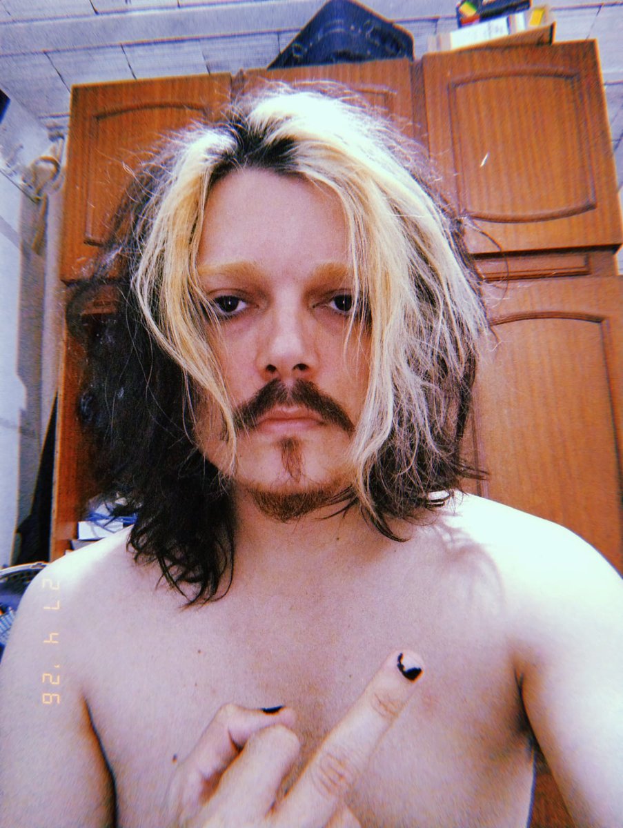 raphaelkepler's tweet photo. #newprofilepic https://t.co/NWD5jYVjOE