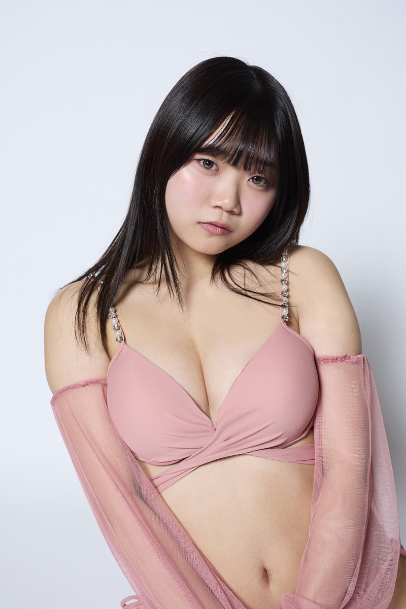 grajapa_2024's tweet image. 🌟あなたの推しに投票しよう！🌟
TOKYO GRAVURE IDOL FESTIVAL（#TGIF）との連動企画が開催中‼️📣

宇佐美りなさん @usamirina330 や、ひじんさん @hjn_0509 など、参加モデル多数✨

最優秀賞👑受賞者には、撮り下ろしグラビア撮影＆デジタル写真集を発売👙💨

⏬投票はコチラ‼️⏬