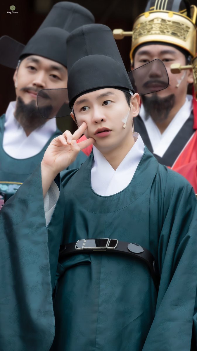 링영🍏 tweet media