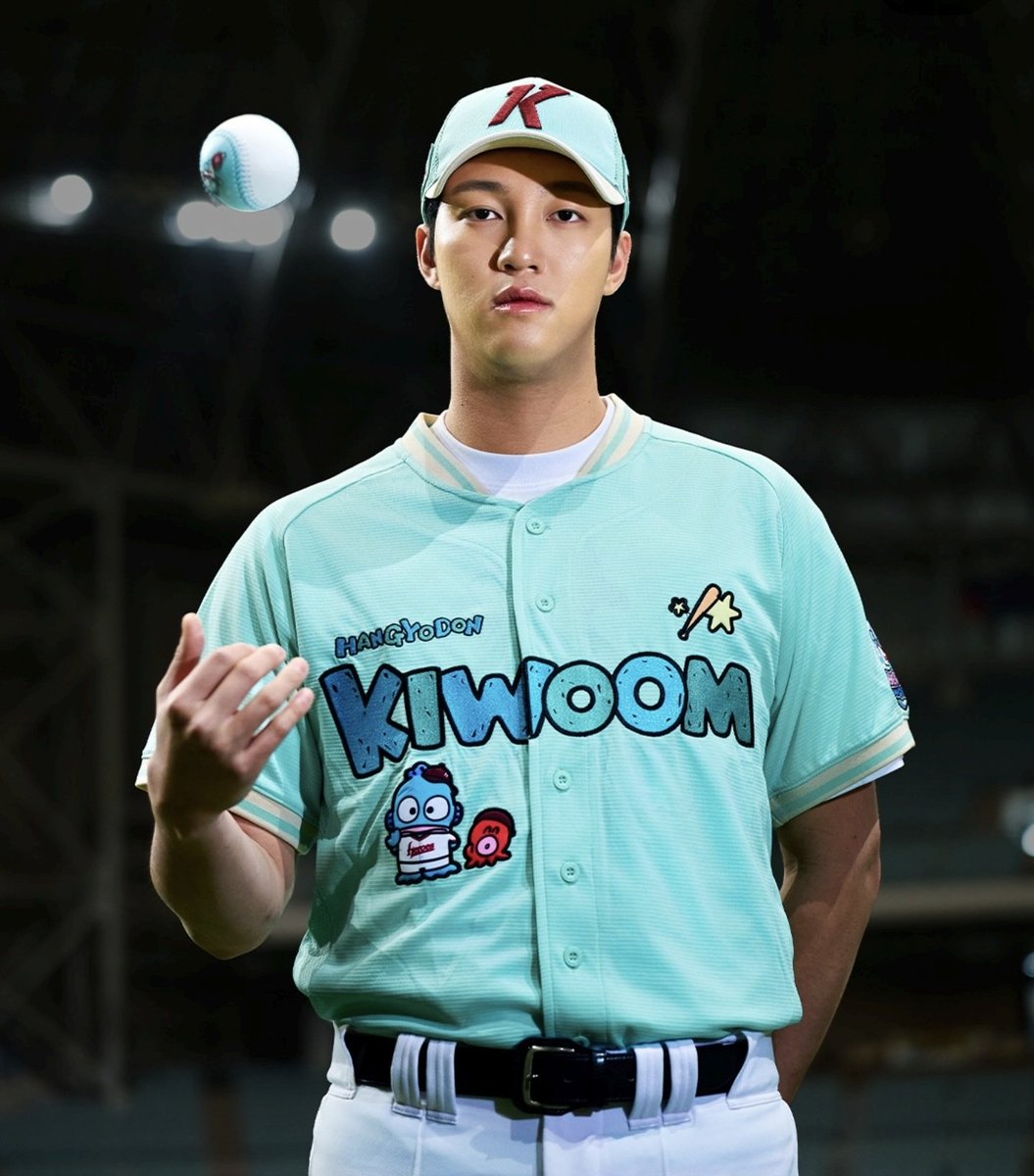 jjju_ki's tweet photo. 와 이 민심 가득 채우기용 화보 뭐임
이렇게까지 하는데 안삼? 시전하네 https://t.co/7WmCijfCDI