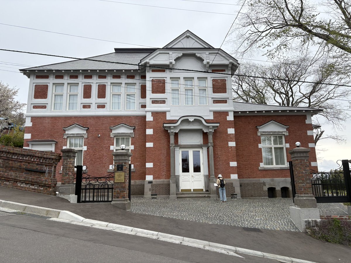 なぁん。なんかここ.....

........