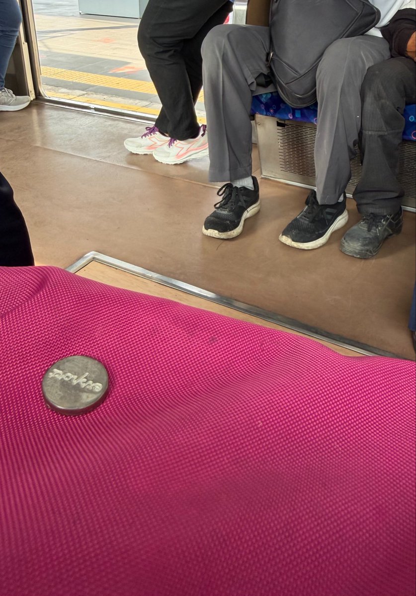 millah ★ tweet media