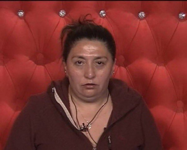 BAH1345854's tweet image. A quien se le ocurrió meter a la mamá de Morena Rial?? Reality en decadencia 

#GranHermano 
#Gr