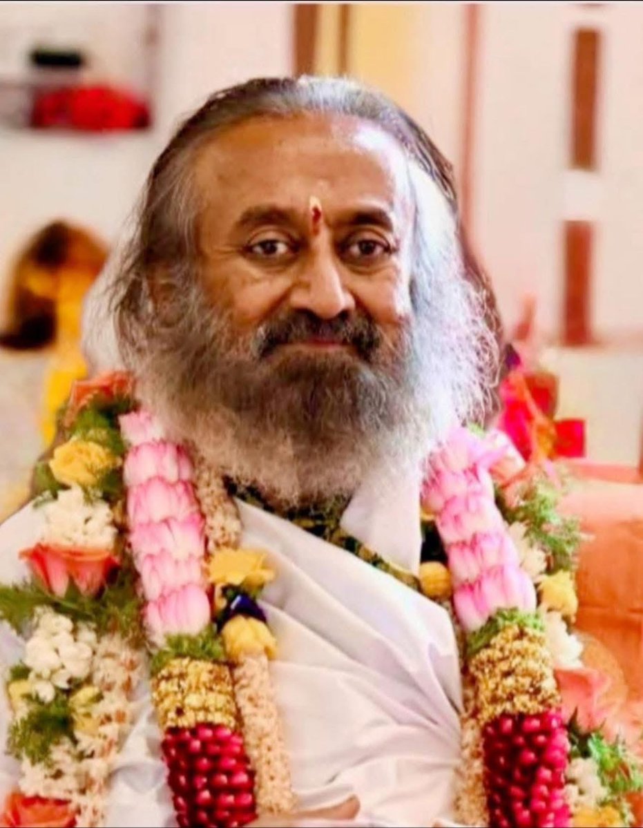 Swami Advaiithaananda स्वामी अद्वैतानन्दः tweet media
