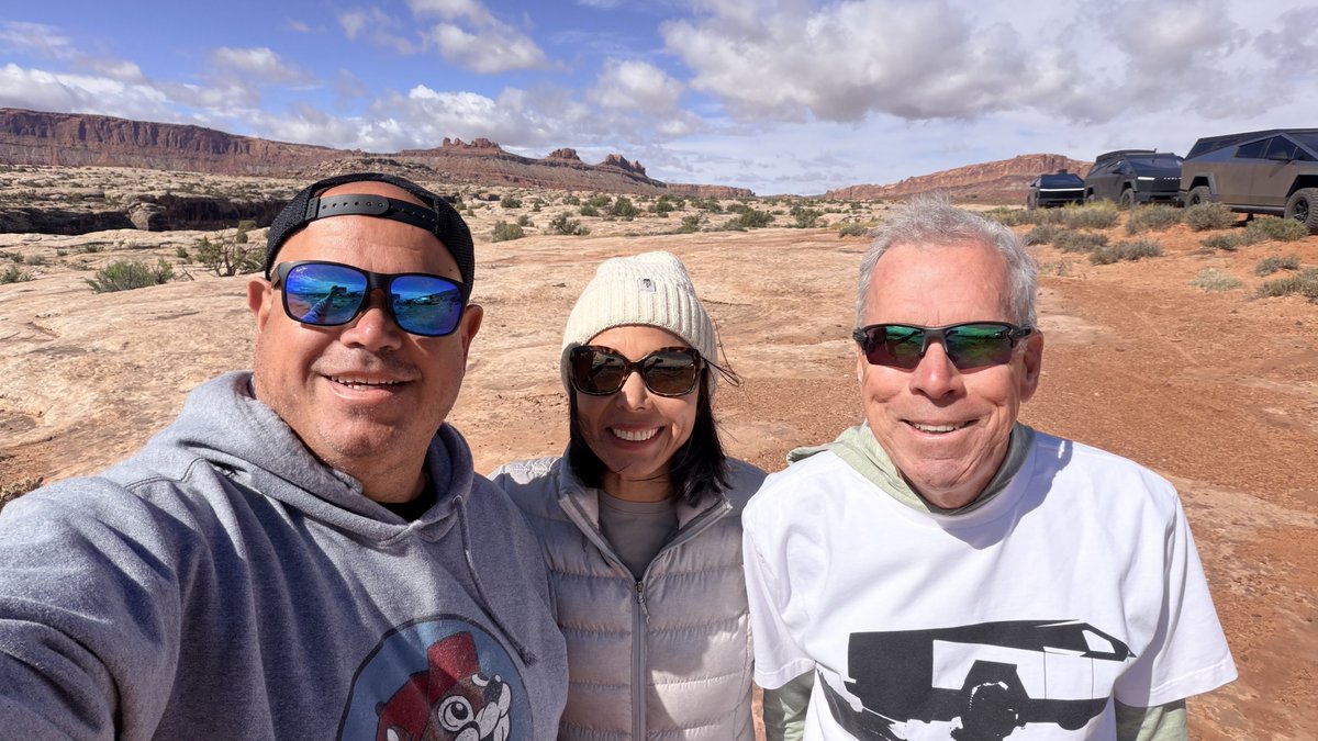 CarCarCyberGo tweet media