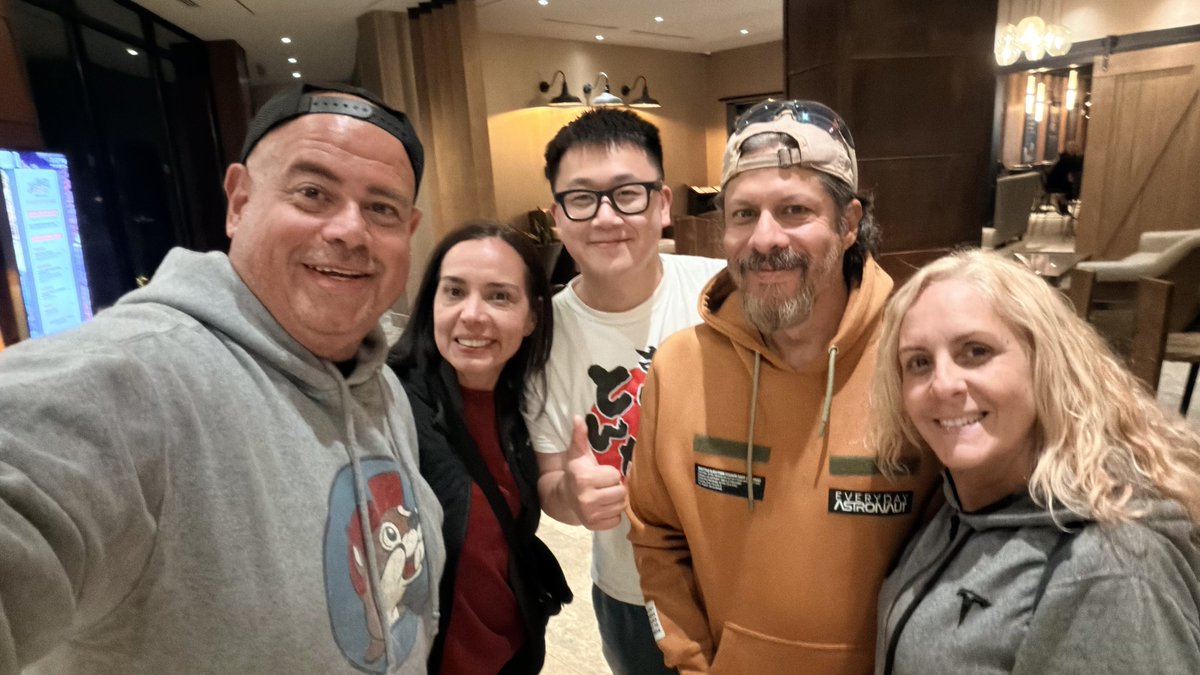 CarCarCyberGo tweet media