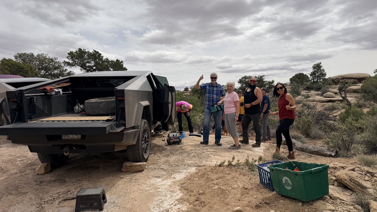 CarCarCyberGo tweet media