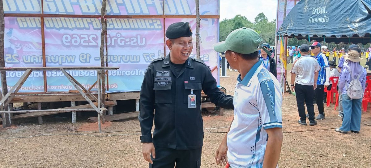 ⚽️ ทหารพราน45 ร่วมพิธีเปิดสนามแข่งขันกีฬาต้านยาเสพติด "ตันหยงมัสสัมพันธ์" เชื่อมสัมพันธ์ชุมชน บาโงอาแซ รวมพลัง สร้างสุขภาพดี ห่างไกลยาเสพติด ประจำปี 2569
#ทหารพราน #กีฬาต้านยาเสพติด #ตันหยงมัส #ระแงะ
#ศูนย์ประชาสัมพันธ์ #หน่วยเฉพาะกิจกรมทหารพรานที่45