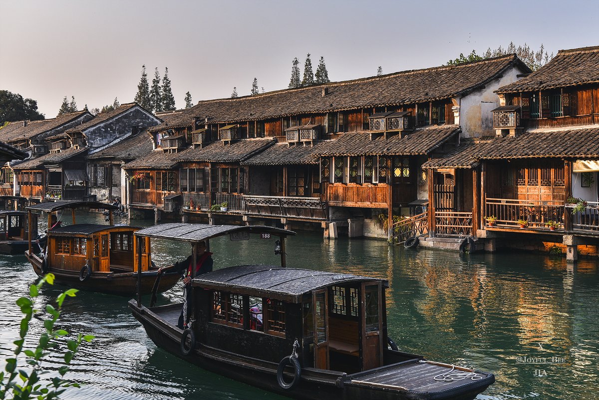 지아_thetraveller tweet media