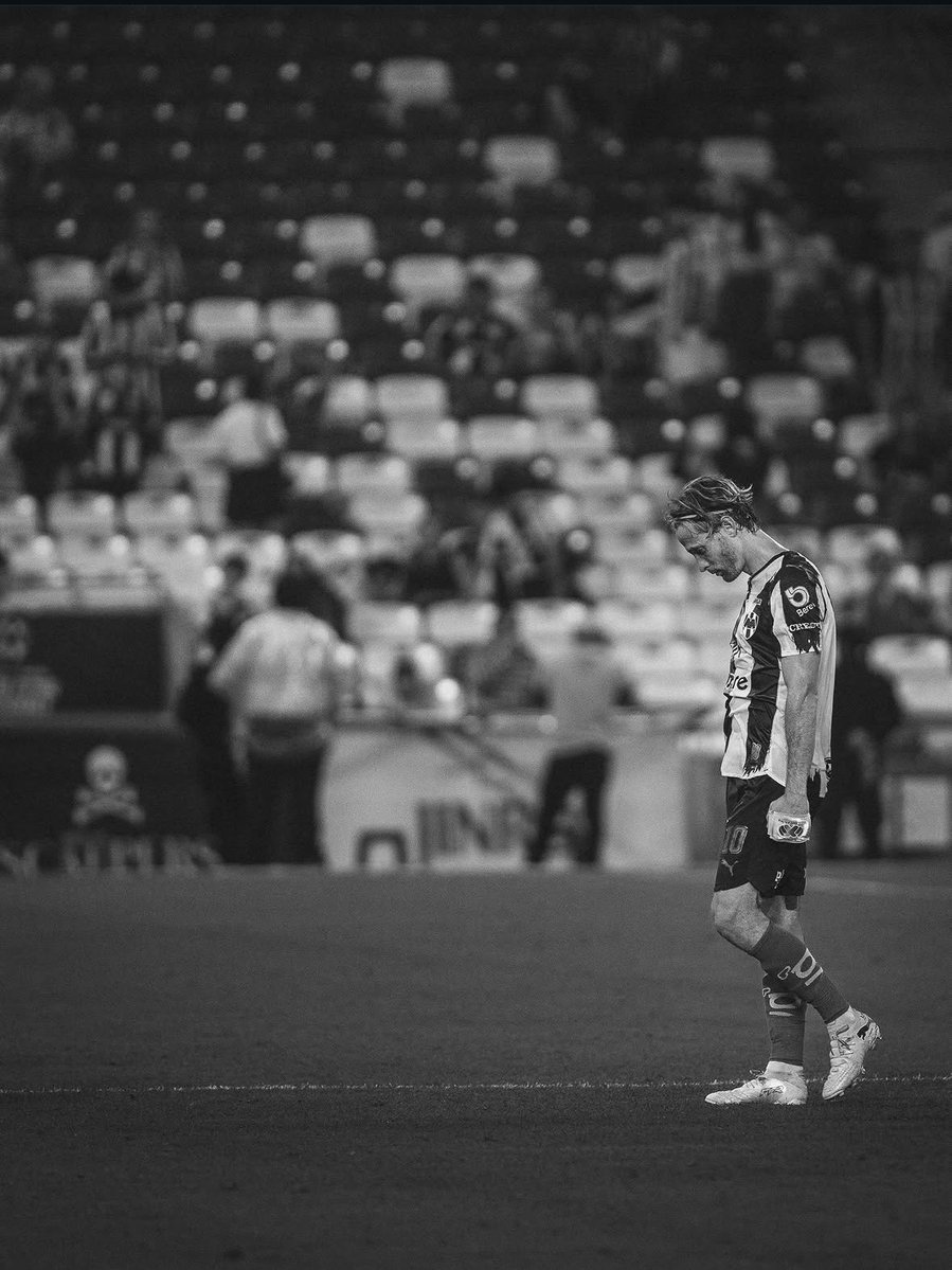 Carpeta Rayada tweet media