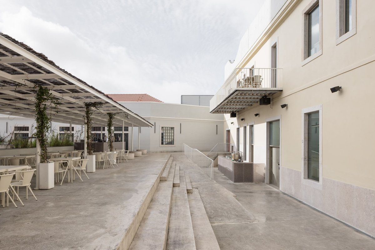 goooodofficial's tweet image. Casa Capitão by Miguel Marcelino
A cultural venue of hidden access and open circulation
link: gooood.cn/casa-capitao-b…

photo by Archive Miguel Marcelino
#Lisbon #Hospitality #Exhibition #CultureArchitecture #Bar #ConcertHouse #Restaurant