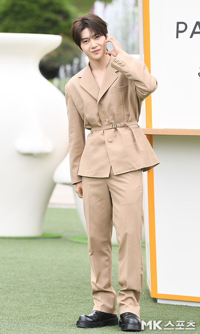 SMTGLOBAL02's tweet image. [PRESS] 260428 | Seok Matthew at the Acqua Di Parma Il Chioschetto Seoul

🔗m.entertain.naver.com/article/213/00…
🔗m.entertain.naver.com/article/410/00…
🔗m.entertain.naver.com/article/410/00…
🔗m.entertain.naver.com/article/410/00…

MATTHEW FOR ACQUA DI PARMA POP UP
#MATTHEWxACQUADIPARMA
#SEOKMATTHEW #석매튜