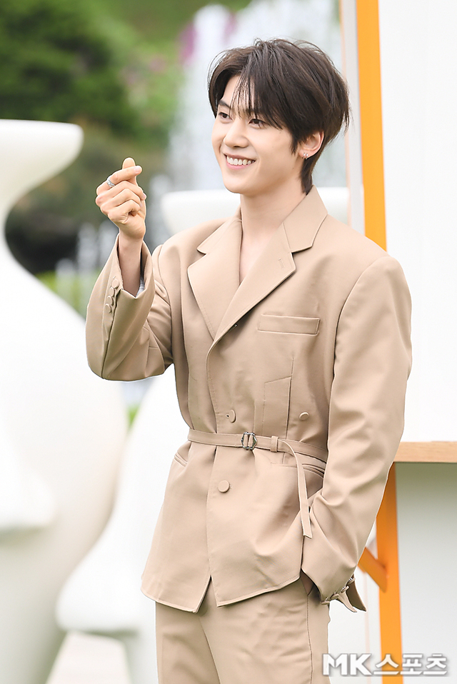SMTGLOBAL02's tweet image. [PRESS] 260428 | Seok Matthew at the Acqua Di Parma Il Chioschetto Seoul

🔗m.entertain.naver.com/article/213/00…
🔗m.entertain.naver.com/article/410/00…
🔗m.entertain.naver.com/article/410/00…
🔗m.entertain.naver.com/article/410/00…

MATTHEW FOR ACQUA DI PARMA POP UP
#MATTHEWxACQUADIPARMA
#SEOKMATTHEW #석매튜