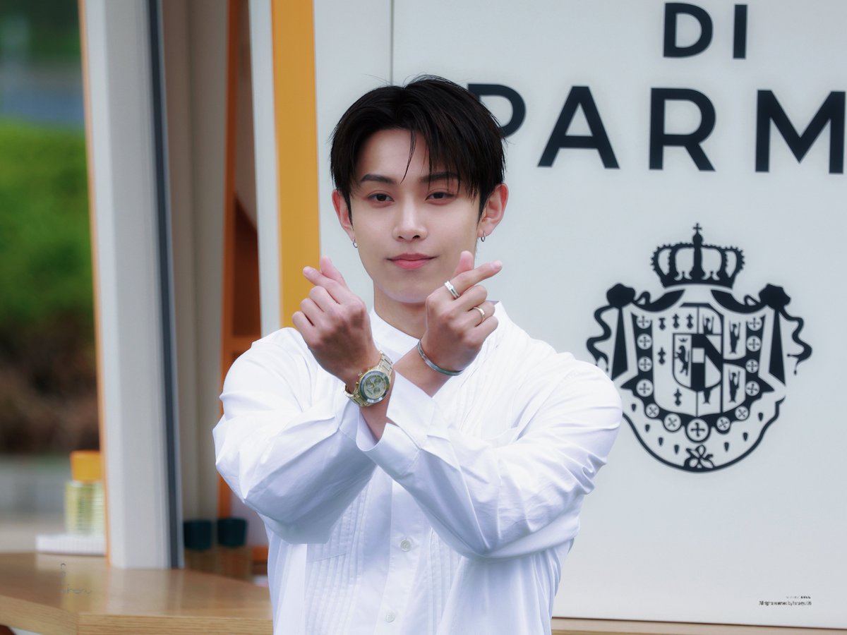 𝑯𝒂𝒓𝒖_𝒉𝒂𝒓𝒖 tweet media