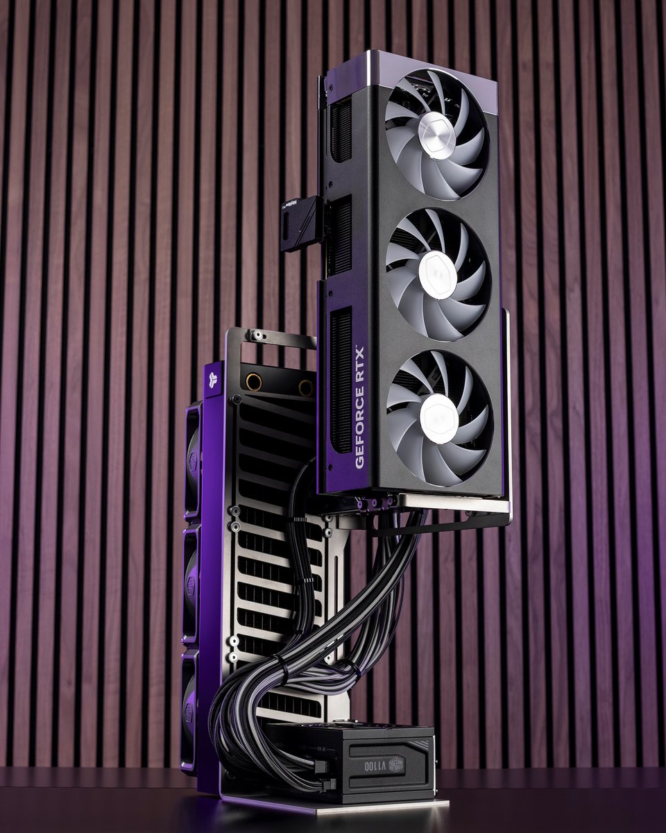 XPCMTeam's tweet image. PC Build by Liquidhaus using thier V8 chassis @liquidhaus  

#pcbuild #pcsetup #pcmodding #gamingpc #custompc #xpcm #watercooling #customloop