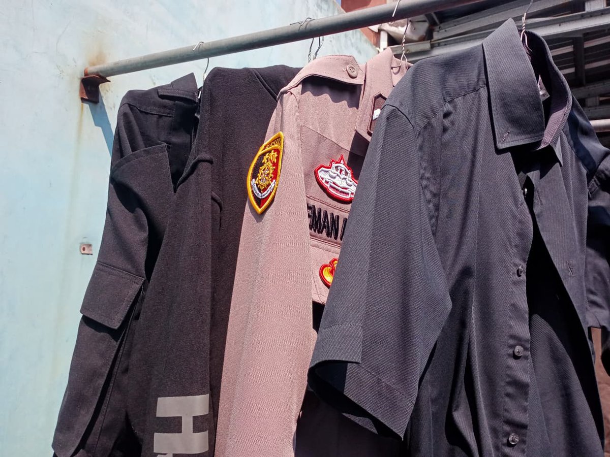 zepslaundrycms's tweet image. Biar urusan kotor-kotor, kita aja yang handle 😁
Kamu tinggal pakai, langsung kece!

Lokasi : Maleber Ciamis
wa.me/6281223314300

#Laundry #ZepsLaundry #LaundryCiamis #ZepsLaundryCiamis #laundryantarjemput