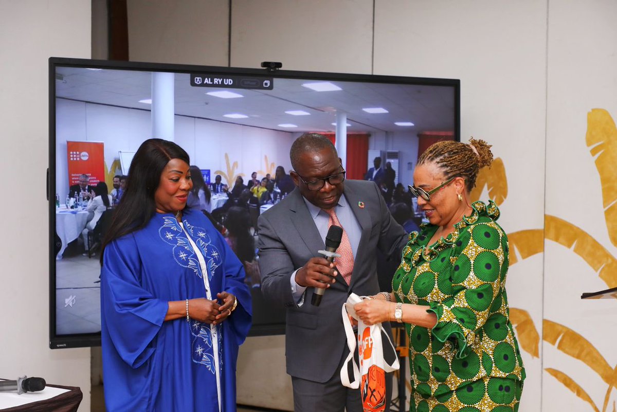 fatma_samoura's tweet image. Special thanks to @SennenHounton for inviting me to address UNFPA West &amp;amp; Central Africa Regional Leadership Meeting. A valuable opportunity to reflect on leadership &amp;amp; delivering impact where it matters most. Let’s lead with purpose &amp;amp; deliver real impact. #Leadership #UNFPA #RLM