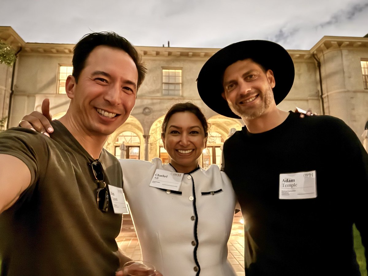 chathri's tweet photo. First @HamptonFounders retreat in the books! @thesamparr you’ve created an incredible community of genuine, kind and accomplished founders. I left with a new crew of founder besties but also some real revenue opportunities. Perfect balance of impact. Can’t wait till next time! https://t.co/1EnPOaSruc
