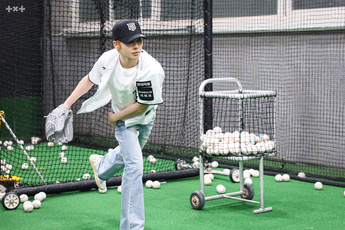 TXT OFFICIAL tweet media