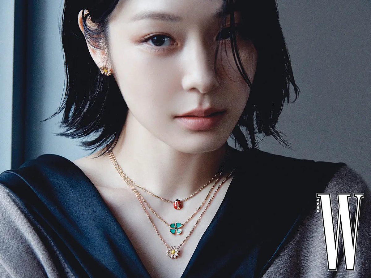 우연 tweet media