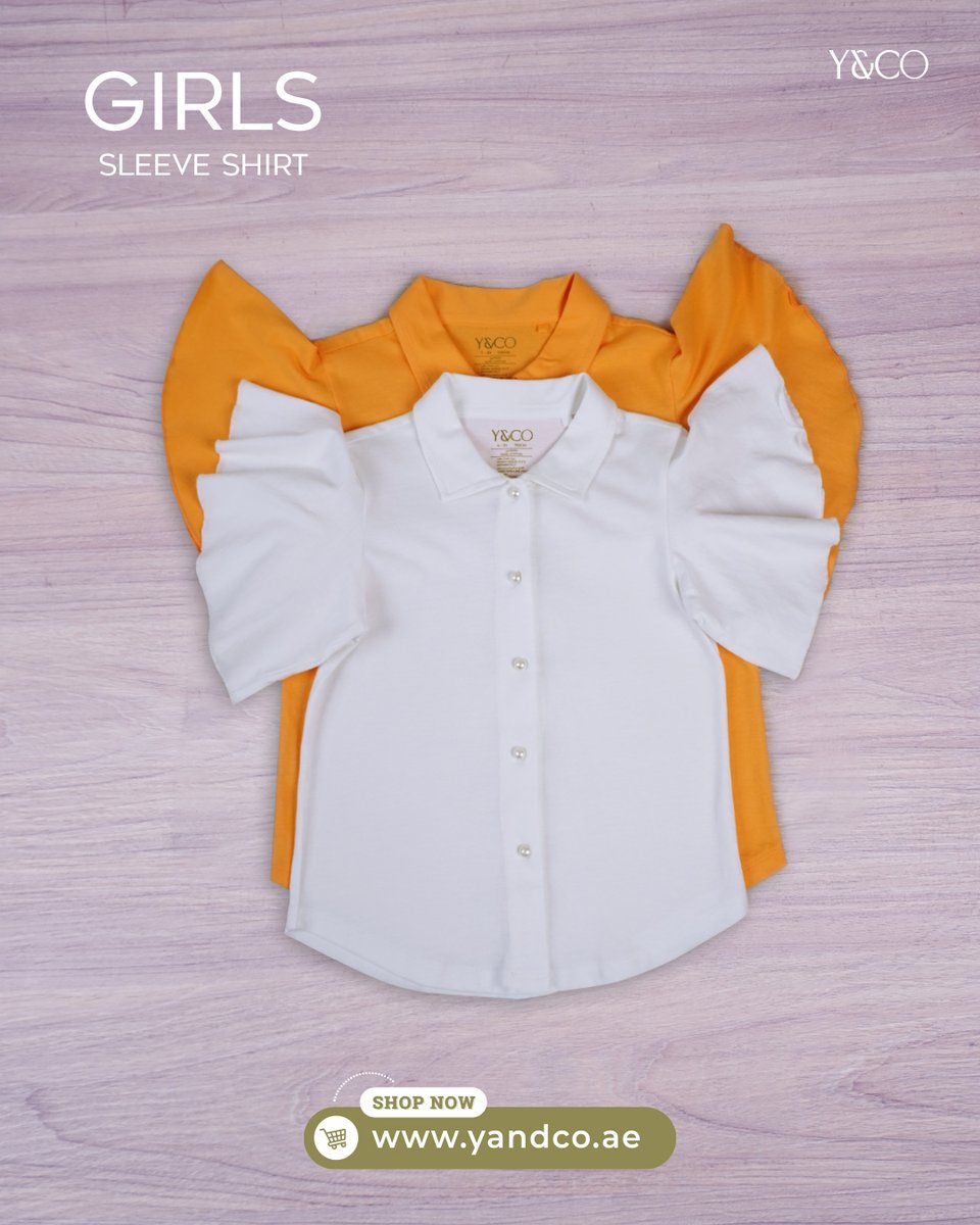 yandco_official's tweet image. أضيفي لمسة فراشة جذابة إلى خزانة ملابس طفلتكِ مع هذه القمصان ذات الأكمام المزينة بالفراشات باللونين الأبيض والبرتقالي، المصنوعة من القطن الناعم بتفاصيل أكمام خفيفة. خفيفة وجميلة، وسهلة التنسيق مع الجينز أو التنانير لإطلالة ساحرة.

#kidsstyle #springfashion #yandco