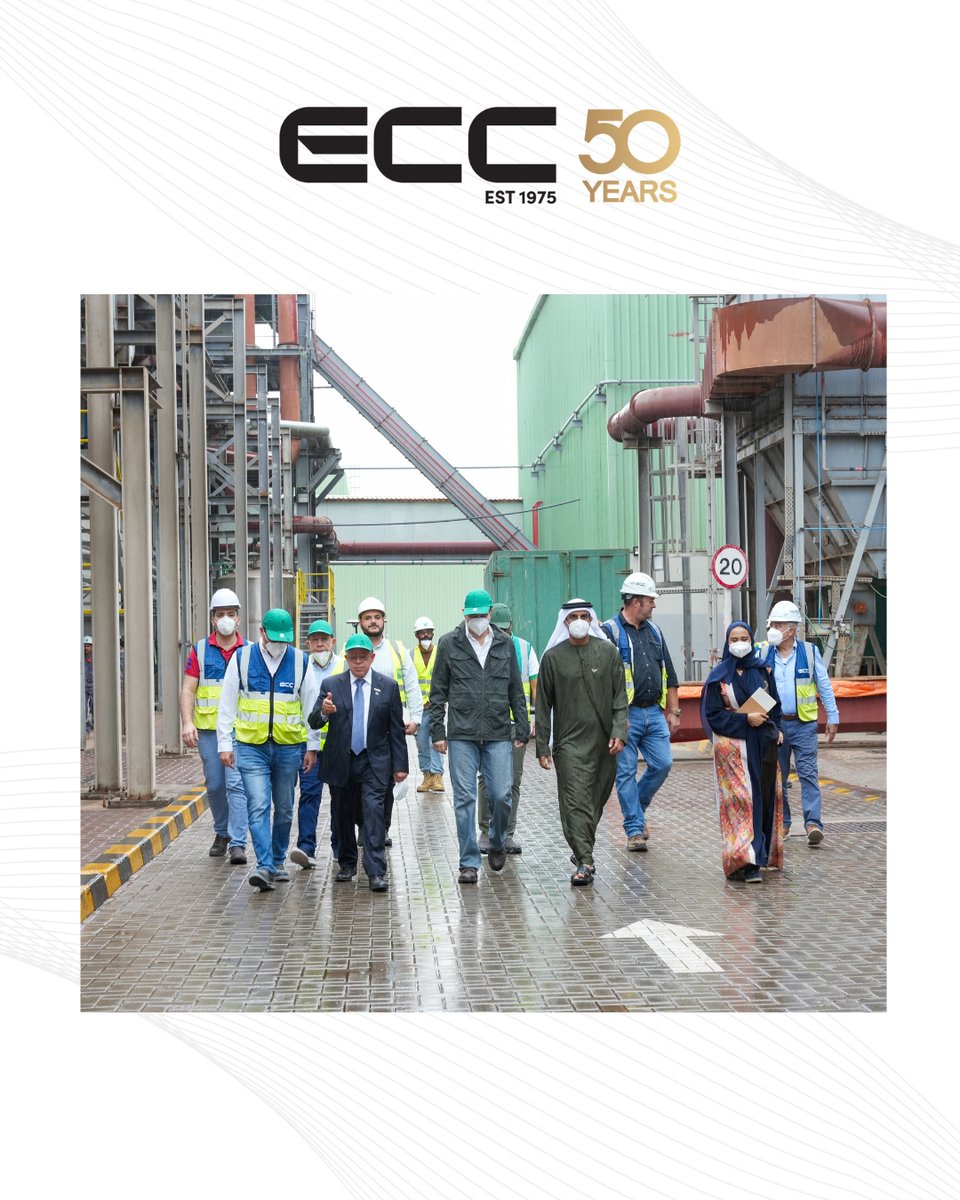 ECCLLC's tweet photo. Engineering Contracting Company (ECC Contracting) leadership and senior management team visited DesertBoard’s facility in KEZAD, Abu Dhabi, to explore advancements in sustainable construction materials and manufacturing innovation. https://t.co/EaUWYz9KiB