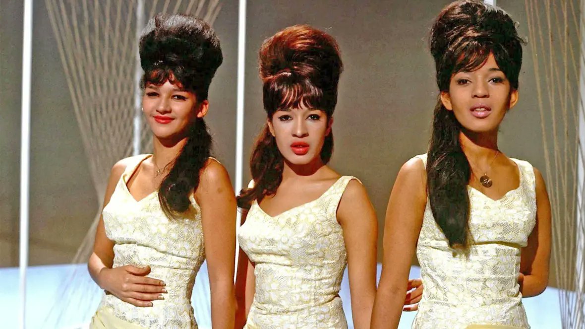 Funeral_P_Plus's tweet image. Nedra Talley Ross, The Ronettes’ Last Surviving Member, Dies at 80
#funeralprogramsplus #death #celebritynews #music #randb #singer #theronettes  #PhilSpector #billboard  #RockAndRollHallOfFame
billboard.com/music/music-ne…
