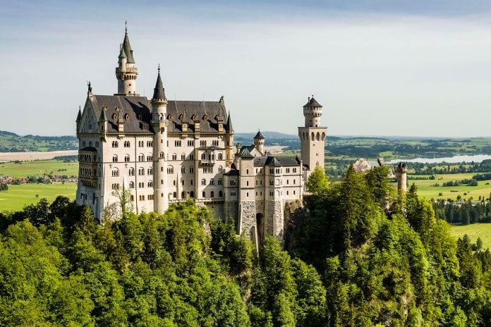firuzecan06's tweet image. GÜNAYDIN DÜNYA!!!

📍Neuschwanstein Şatosu
Füssen-Bavyera-ALMANYA

#Günaydın #salı