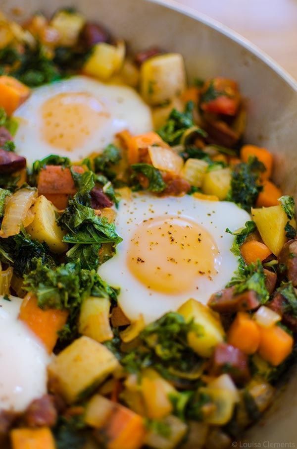 Living_Lou's tweet image. Eggs are fabulous for a quick and easy meal and they don't have to be just for breakfast! 

This recipe uses eggs, kale, sweet potato and chorizo.

RECIPE: buff.ly/2F1COhl
#eggs #cooking