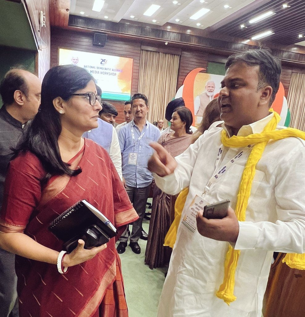 Piyush Mishra 🇮🇳 tweet media