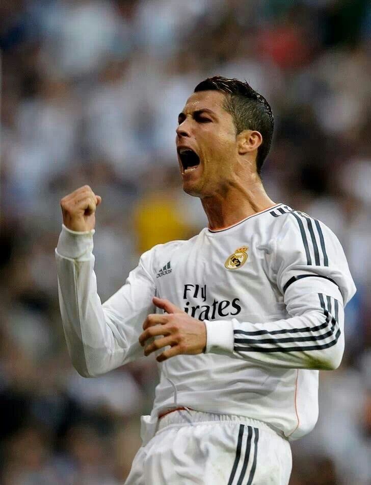 theMadridZone's tweet image. 🚨 Real Madrid’s goal tally by matchday 33 during Cristiano Ronaldo’s time: 

• 9/10 - 87
• 10/11 - 79 
• 11/12 - 107 
• 12/13 - 85 
• 13/14 - 94 
• 14/15 - 99 
• 15/16 - 98 
• 16/17 - 88 
• 17/18 - 80 

This season, the club is at 68 goals, and last season the club had