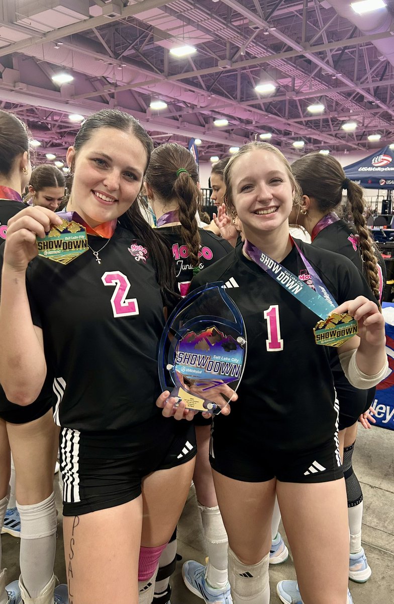 Congratulations to Abby and Ruby for winning their tournament in Salt Lake and getting a bid TO NATIONALS! So proud of you both! ❤️🏐