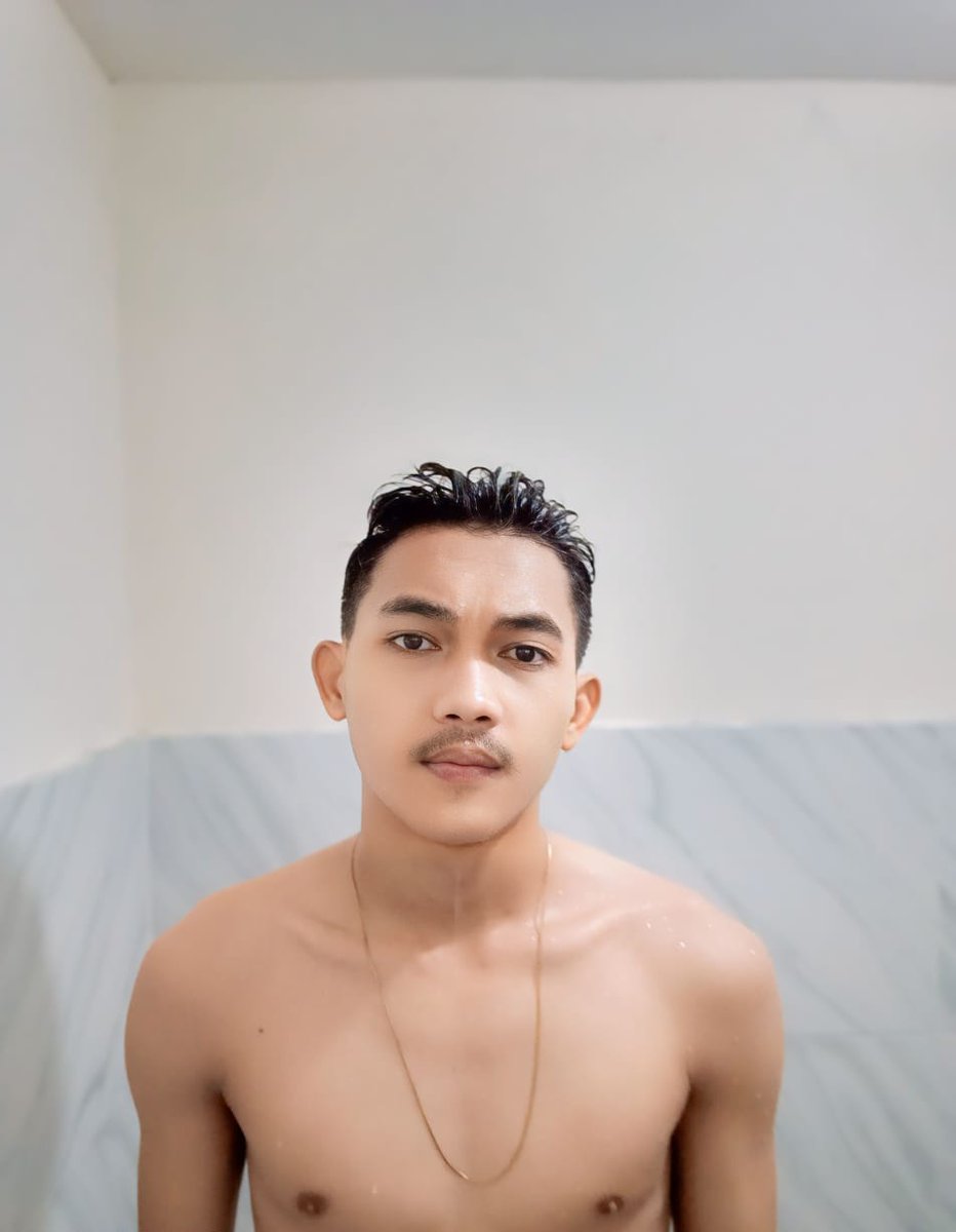 Adriyanz Aryana tweet media