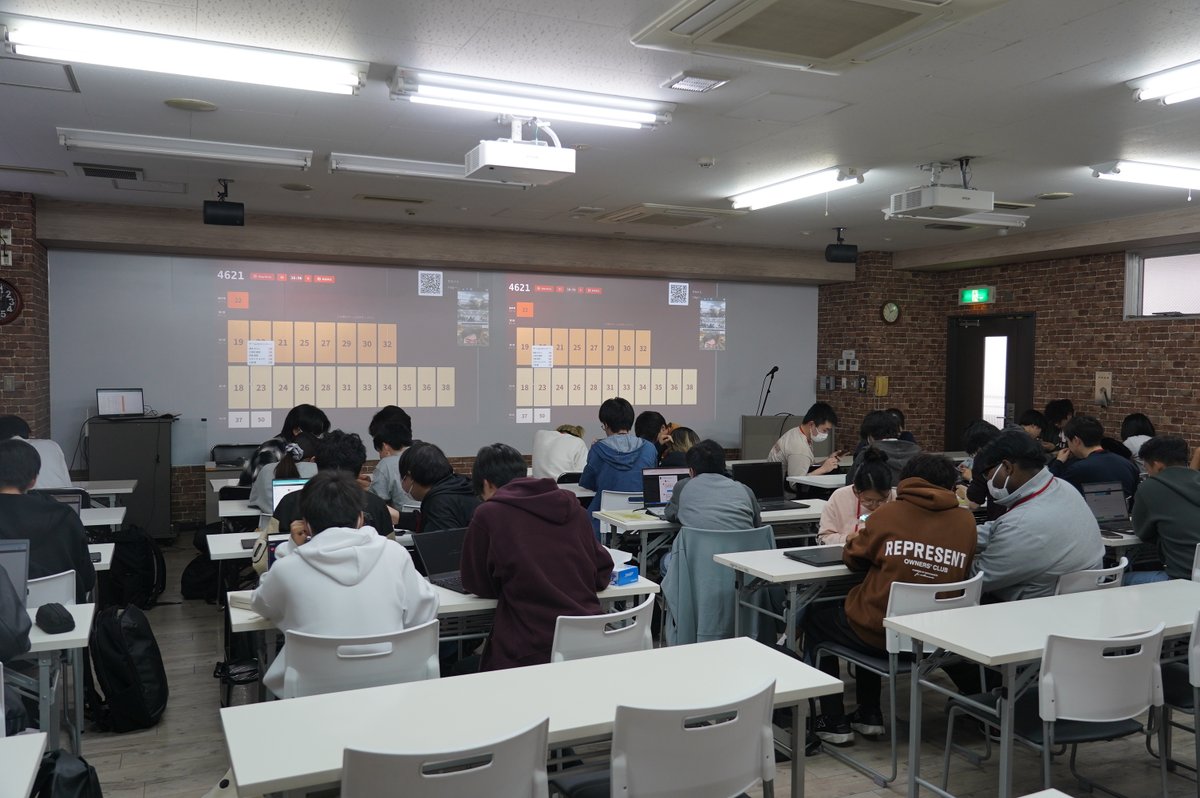 cid_chuo's tweet photo. #レイの失踪

１年生を対象に、闇バイトを疑似体験できる教育ゲームを実施しました。リアルに作りこまれた世界観をスマホで体感し、闇バイトを身近に感じることができました。

社会の課題解決をゲームで体験できるこういった仕組みを、本校でも制作できると良いな♪と感じた体験になりました😁 https://t.co/IwxzCep514