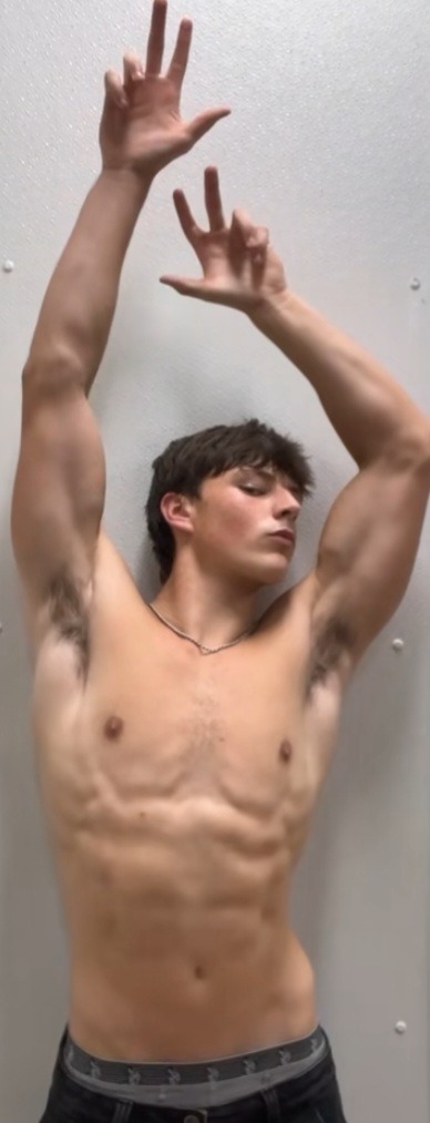 men only♂️solo hombres♂️ tweet media