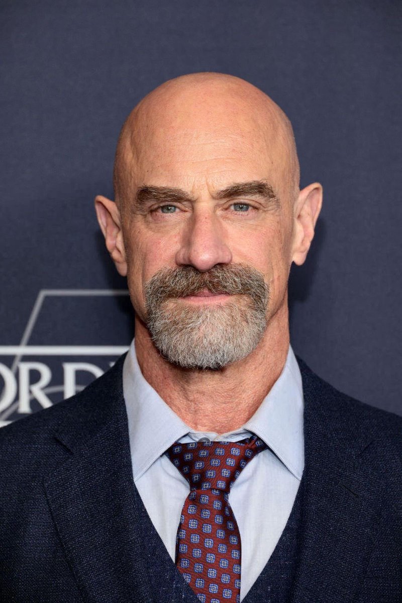 Male Central tweet media