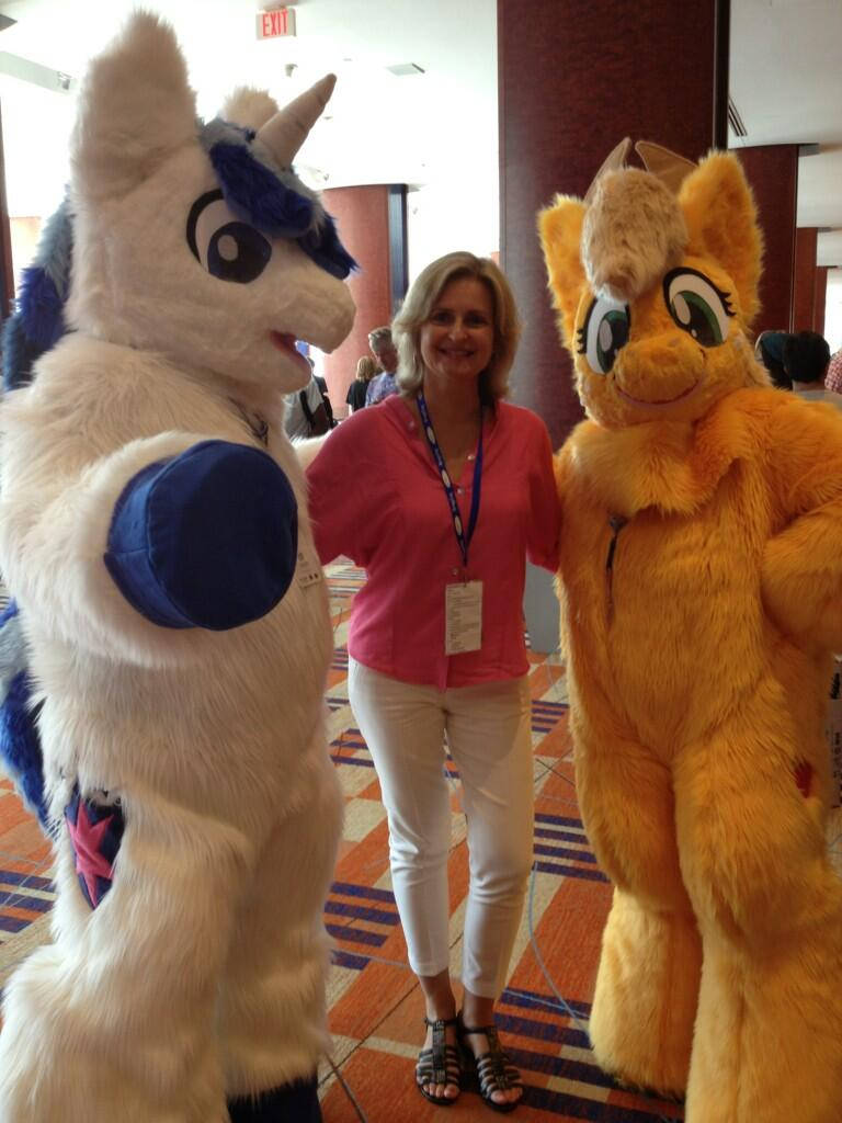 floofy_master tweet media