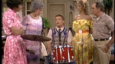 durandurantulsa's tweet image. Now showing on @durandurantulsa's Television 📺 Showcase...Mama's Family: Steal One, Pearl Two (1986) on classic DVD 📀! #tv #television #comedy #sitcom #mamasfamily #stealonepearltwo #vickilawrence #kenberry #ripkenberry #DorothyLyman #beverlyarcher #allankayser #dvd...
