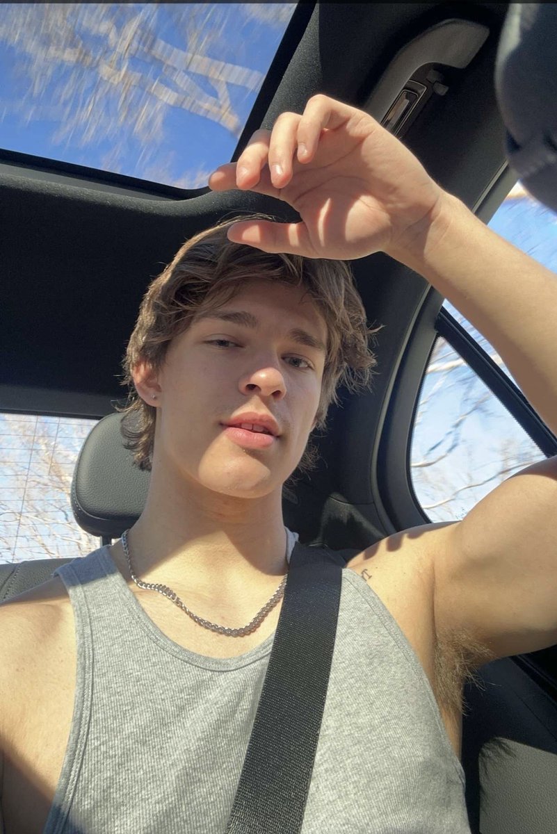 men only♂️solo hombres♂️ tweet media