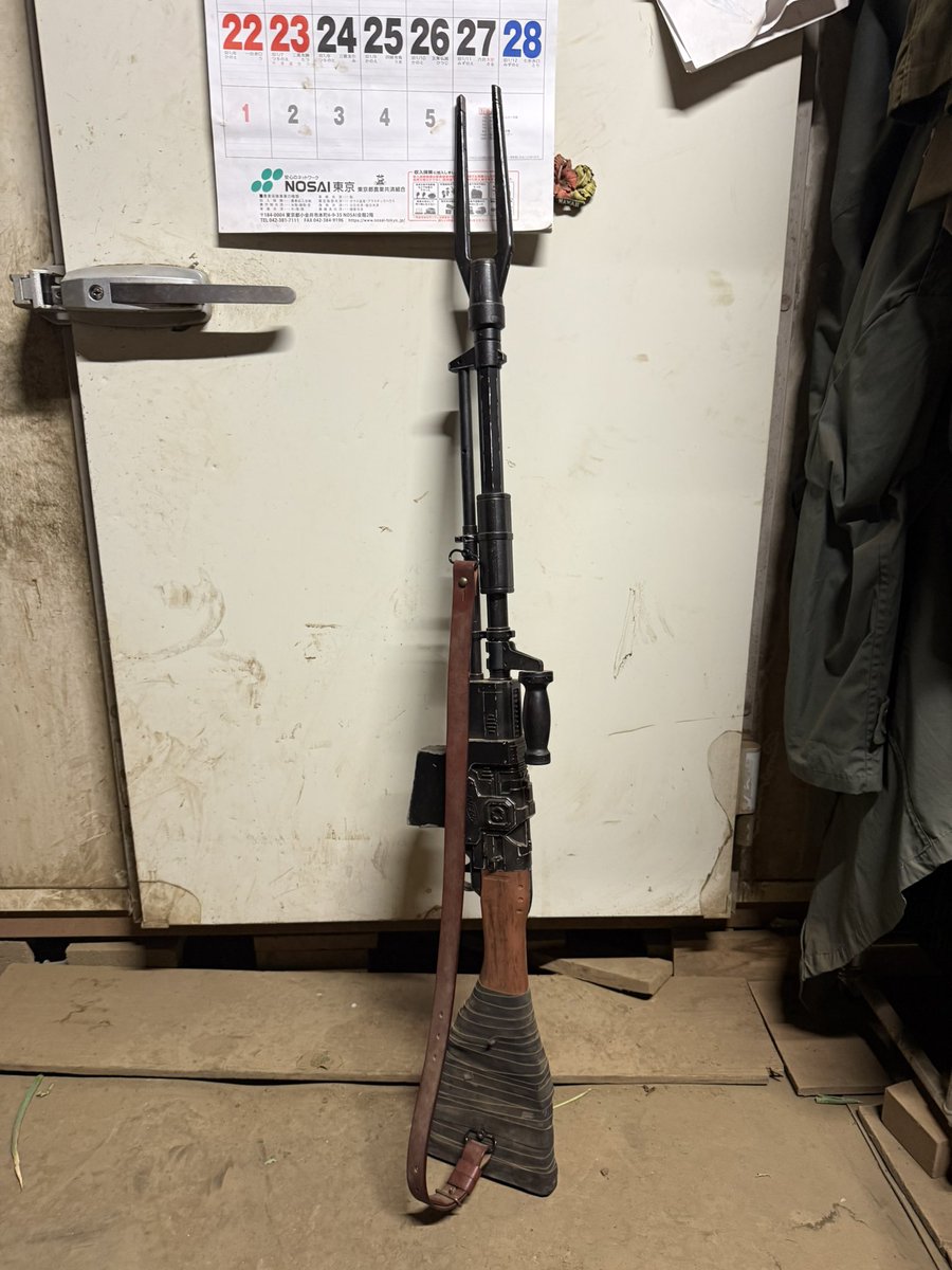 銃槍の烏骨鶏 tweet media