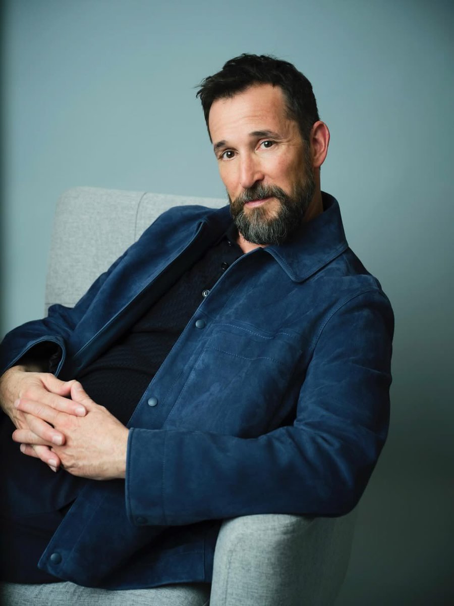 Male Central tweet media