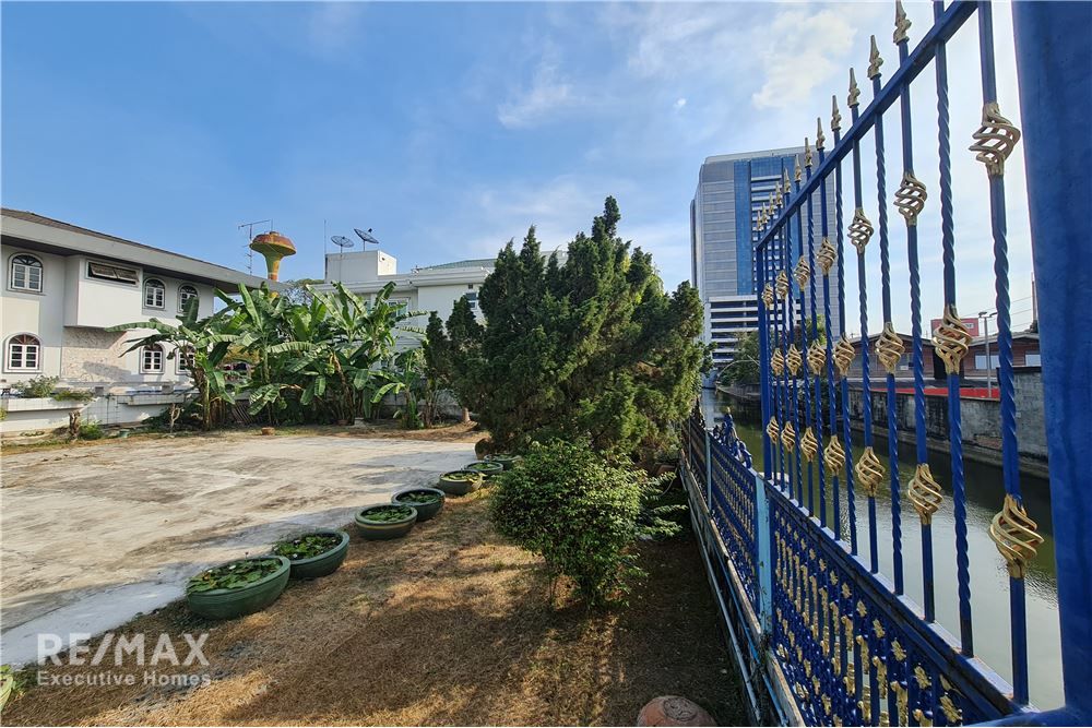 REMAX ExecutiveHomes tweet media