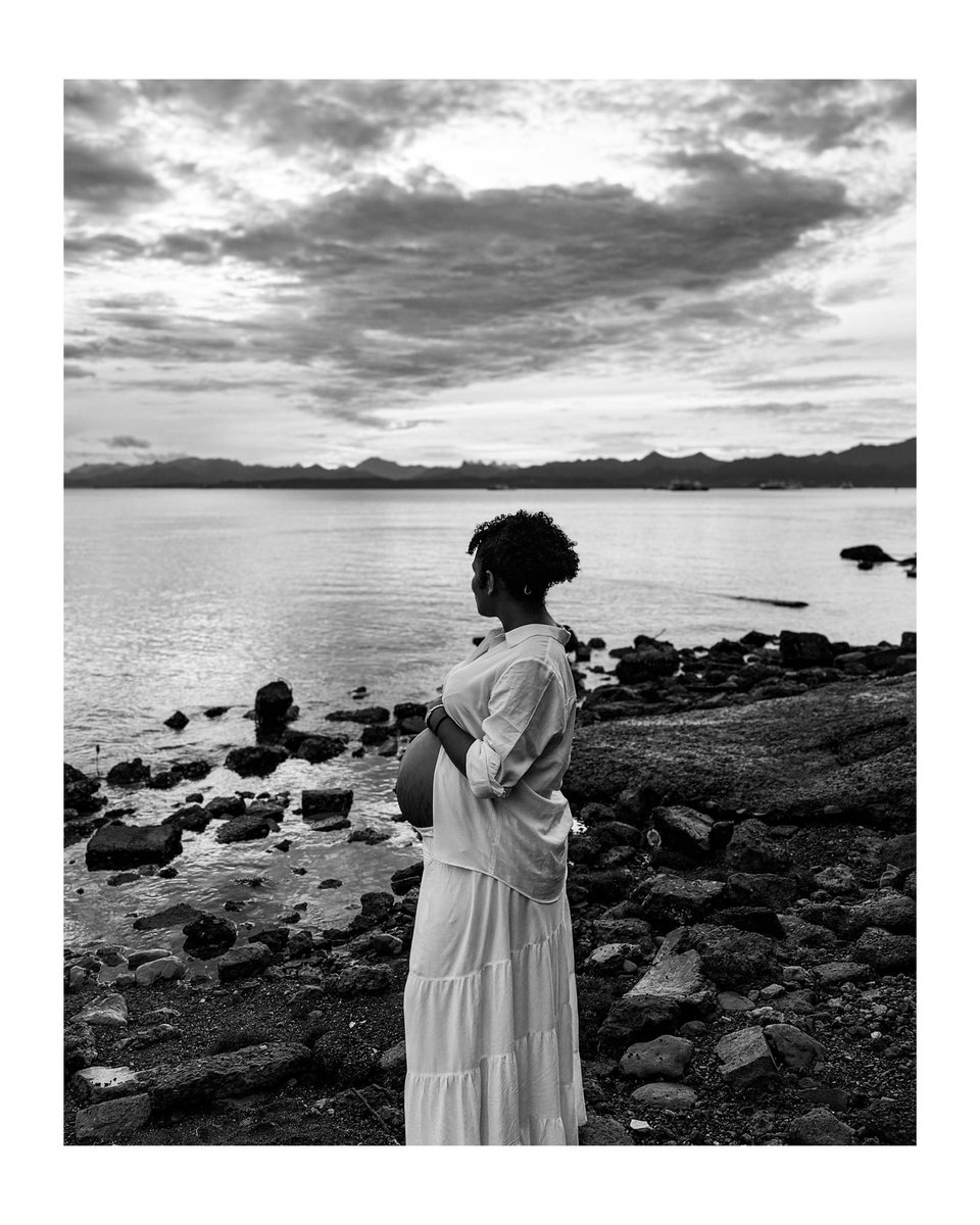 jay_vatuvatu's tweet photo. Got to edit this maternity shoot recently 🤍
Didn’t take the photos, just worked on the edits, keeping it natural and letting the moments speak.

Still learning and improving as I go, grateful for the opportunity 🙌🏽 https://t.co/EAqRjbnp2B