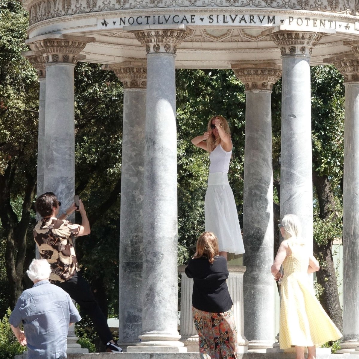 Ellie🤍 tweet media