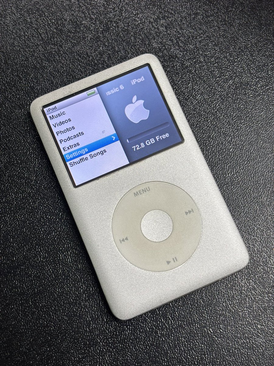 helloyoyeahh's tweet image. 🔥 iPod Classic 6 (80GB) 🔥
💰 ราคา: 2,350 บาท รวมส่ง (ตัวเครื่อง+เคสซิลิโคน)

📌 รายละเอียด

* ความจุ 80GB 
* เครื่องใช้งานได้ปกติ 
* ฮาร์ดดิสก์ยังใช้งานได้ (มีอาการอ่านช้าบางจุดเล็กน้อย แต่ยังไม่มี bad sector)

#ipod #ipodclassic #ipodclassic6 #ไอพอดคลาสสิค6
