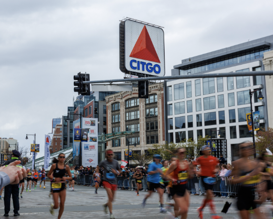 dailyfreepress's tweet photo. Tens of thousands of people ran in the 130th Boston Marathon on April 20. Kenyan runner John Korir won the elite men’s division, setting a time record.
https://t.co/MVEo2bx0nv https://t.co/Ime0LEKf0K